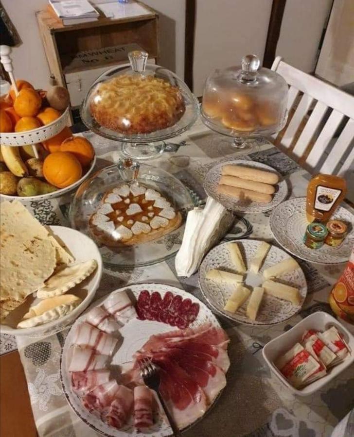 B&B e Home Restaurant S'ispera Fonni Esterno foto